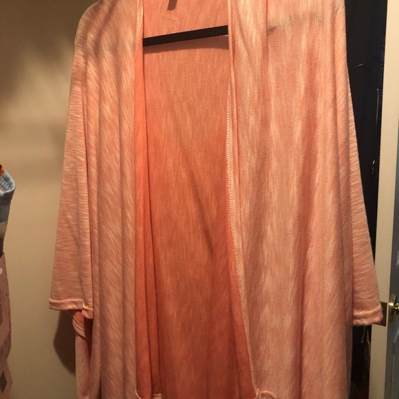 Oversized shrug - new without tags - Picture 1 of 1